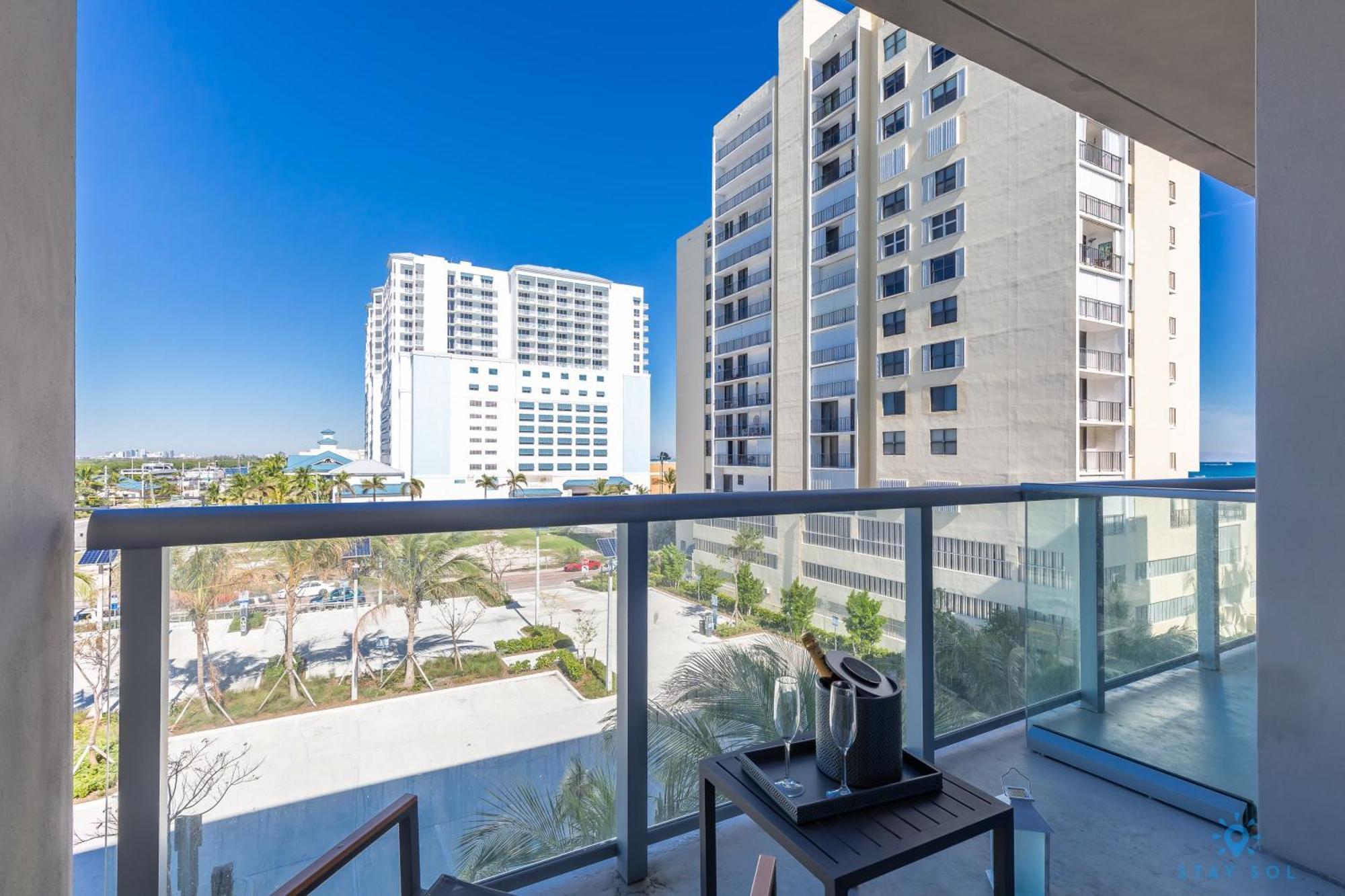 Costa Hollywood Beach Экстерьер фото